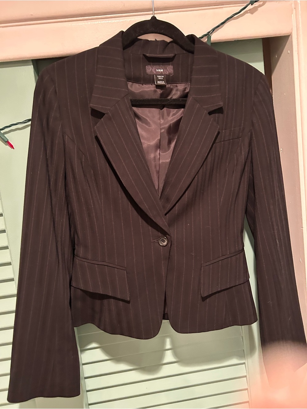 H&M Women's black Pinstripe Single-Button Blazer